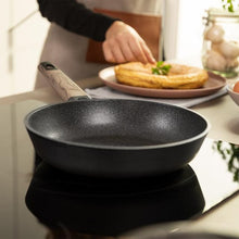 Carica l'immagine nel visualizzatore di Gallery, Padella Polka Excellence 28 Bucket Force